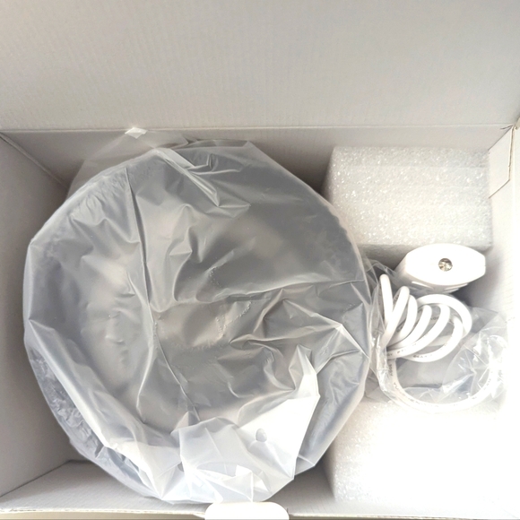 NWOT Volcano Flame Aroma Diffuser (1-1/4 C/300 ml/10.2 oz) - Picture 4 of 8